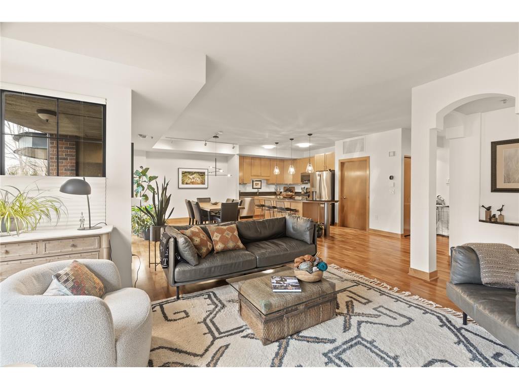 317 Groveland Avenue #120 Minneapolis MN 55403 6695348 image1