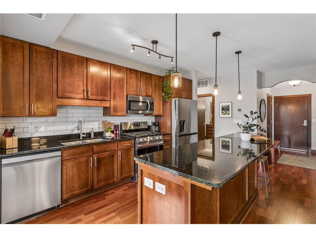 317 Groveland Avenue #319 Minneapolis MN 55403 7062696 image17