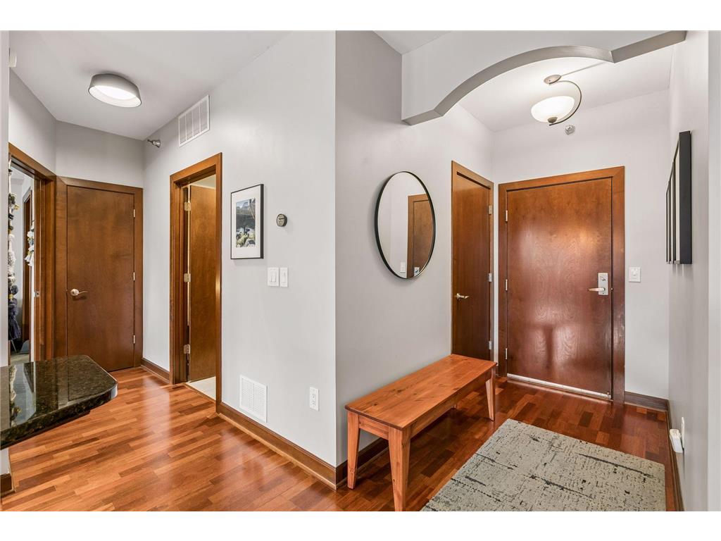 317 Groveland Avenue #319 Minneapolis MN 55403 7062696 image2