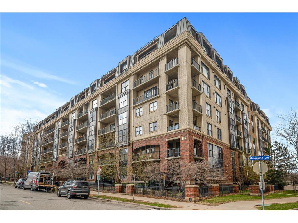 317 Groveland Avenue #410 Minneapolis MN 55403 6388180 image1