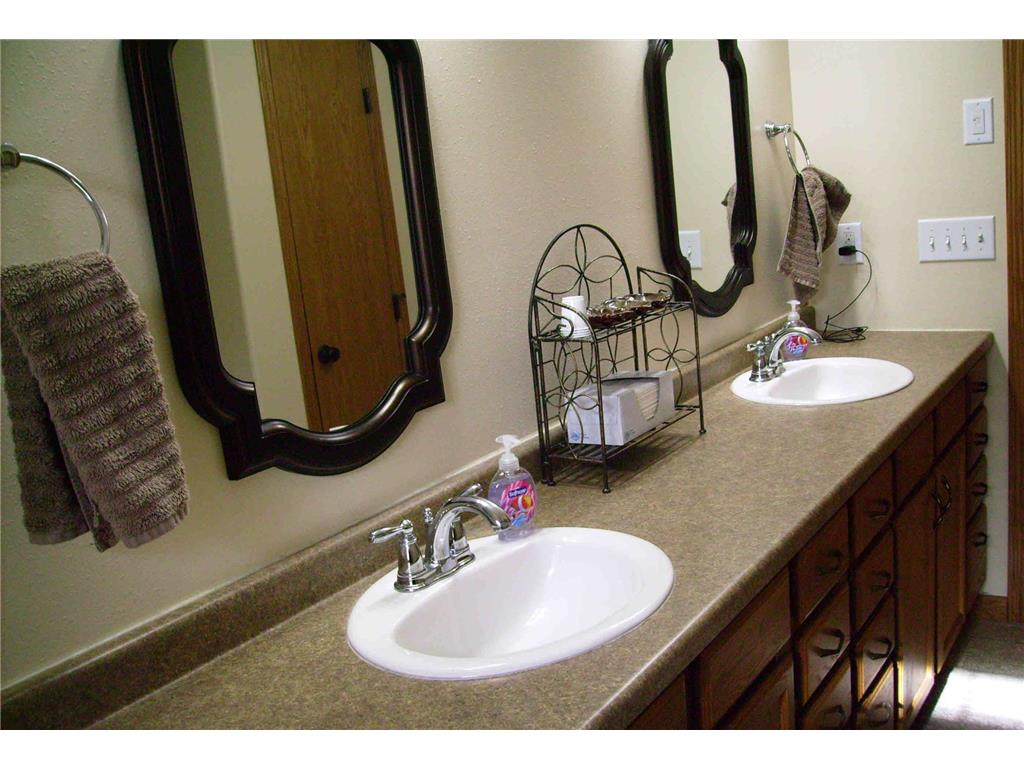 317 Oak Hills Drive Detroit Lakes MN 56501 6823543 image22