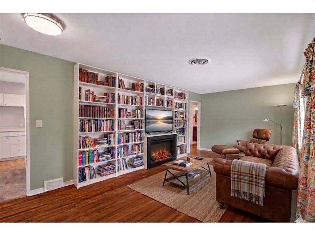 317 Snelling Avenue S Saint Paul MN 55105 7095978 image11