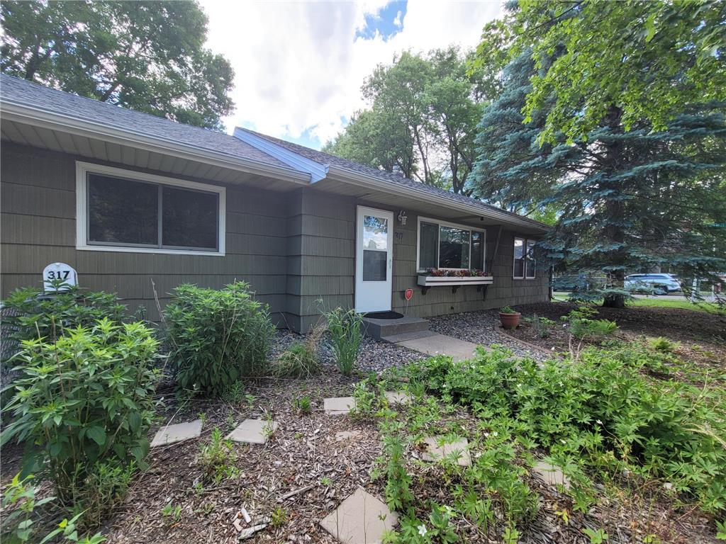 317 Snelling Avenue S Saint Paul MN 55105 7095978 image2