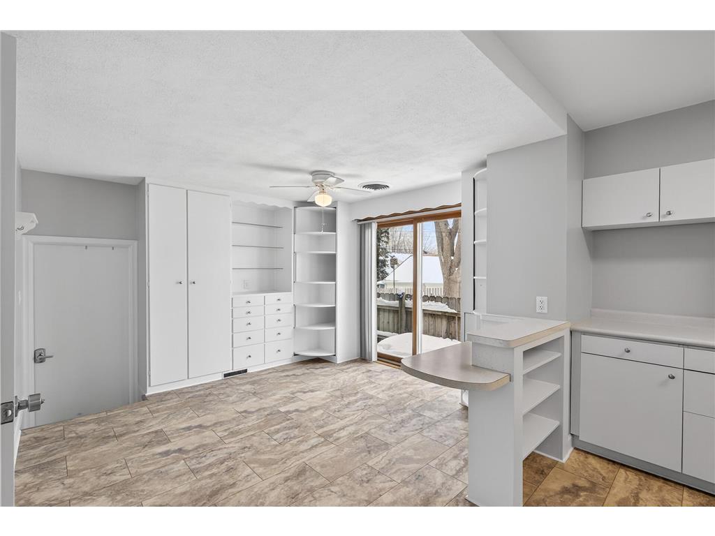 317 Snelling Avenue S Saint Paul MN 55105 7095978 image20