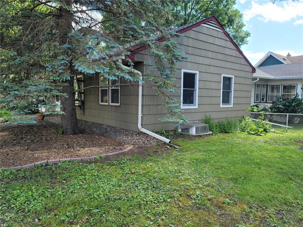 317 Snelling Avenue S Saint Paul MN 55105 7095978 image3