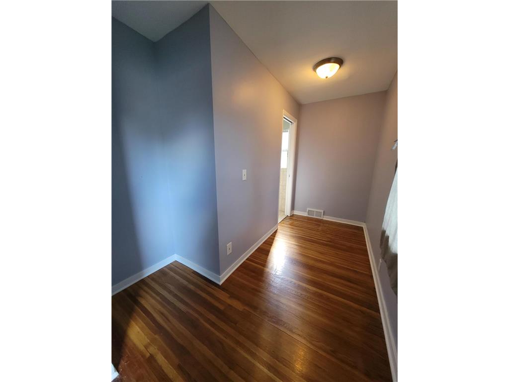 317 Snelling Avenue S Saint Paul MN 55105 7095978 image36