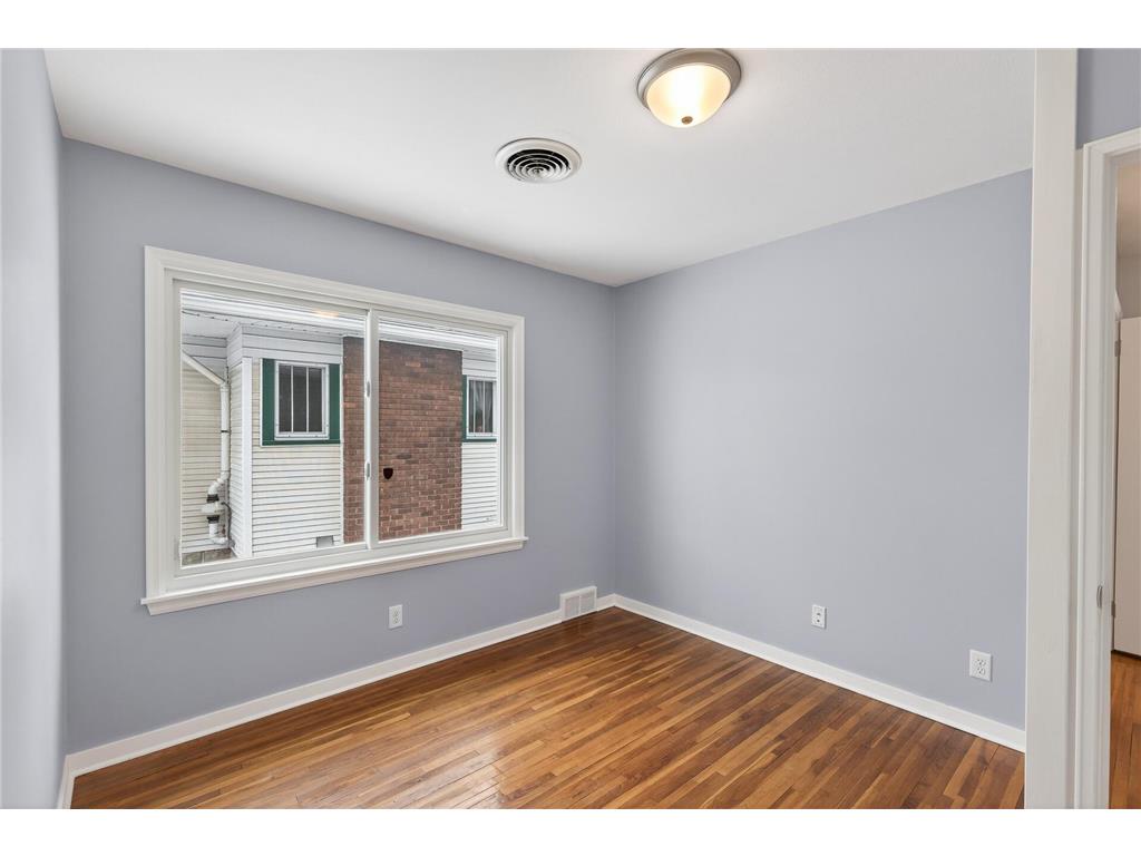 317 Snelling Avenue S Saint Paul MN 55105 7095978 image38