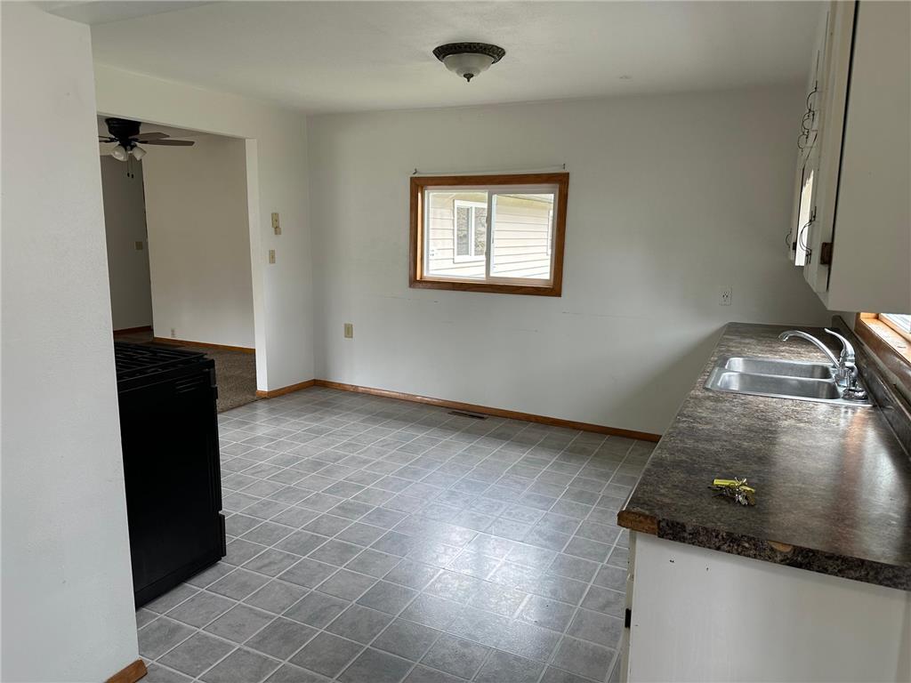 317 State Street E Detroit Lakes MN 56501 7068813 image4