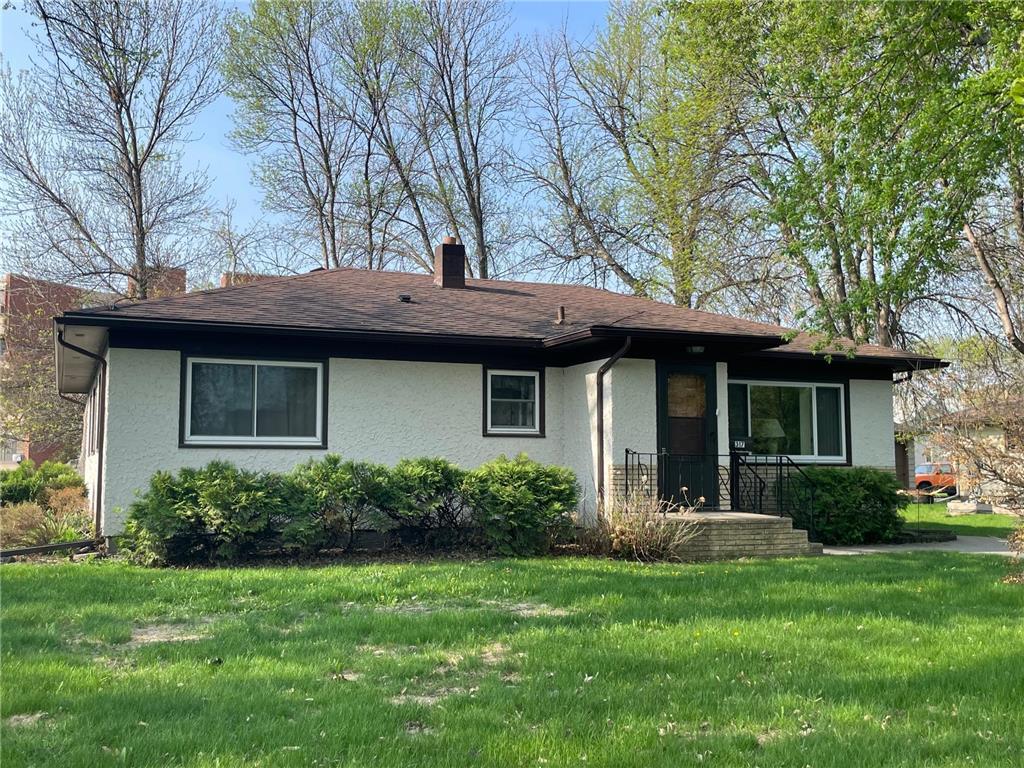 317 Stuart Avenue Crookston MN 56716 6372454 image1