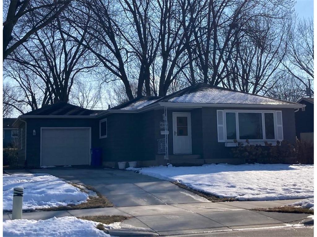 317 W 3rd Street Waconia MN 55387 6494805 image1