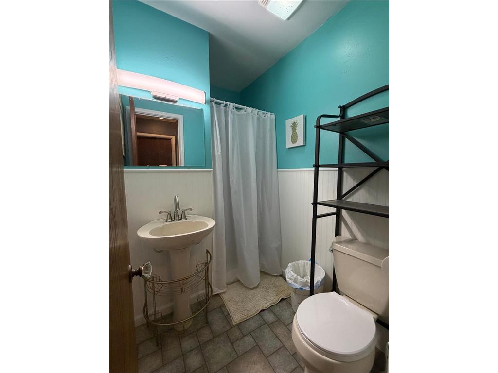 317 W Lincoln Street Luverne MN 56156 7076312 image16