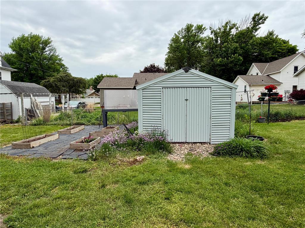 317 W Lincoln Street Luverne MN 56156 7076312 image48