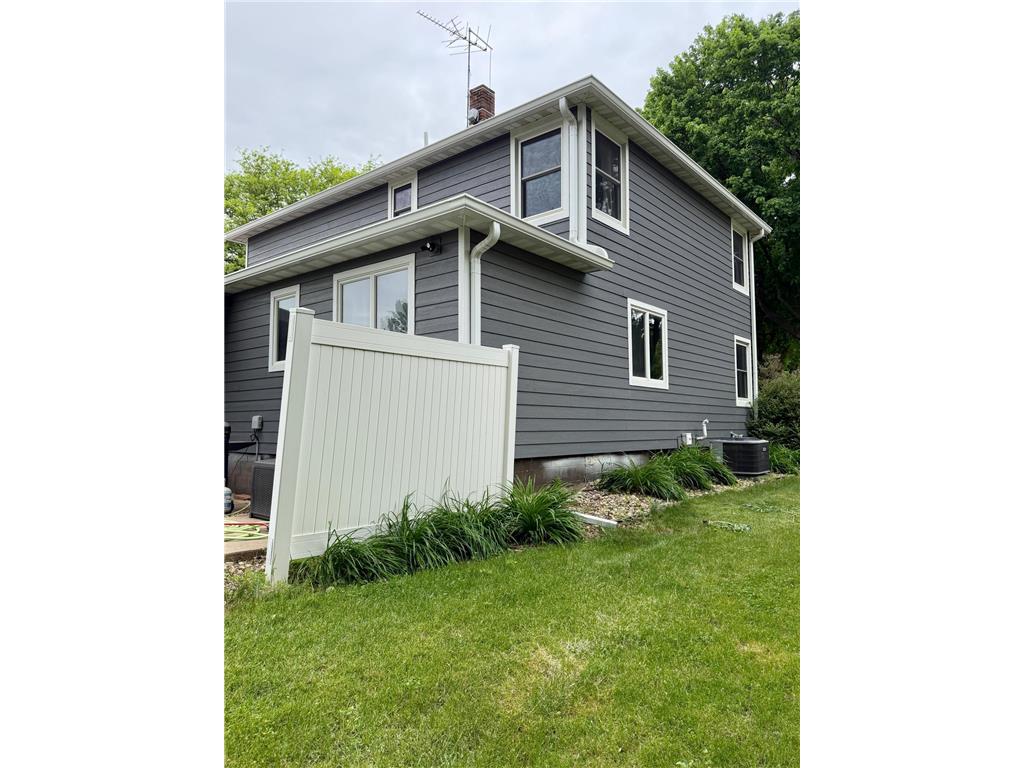 317 W Lincoln Street Luverne MN 56156 7076312 image51