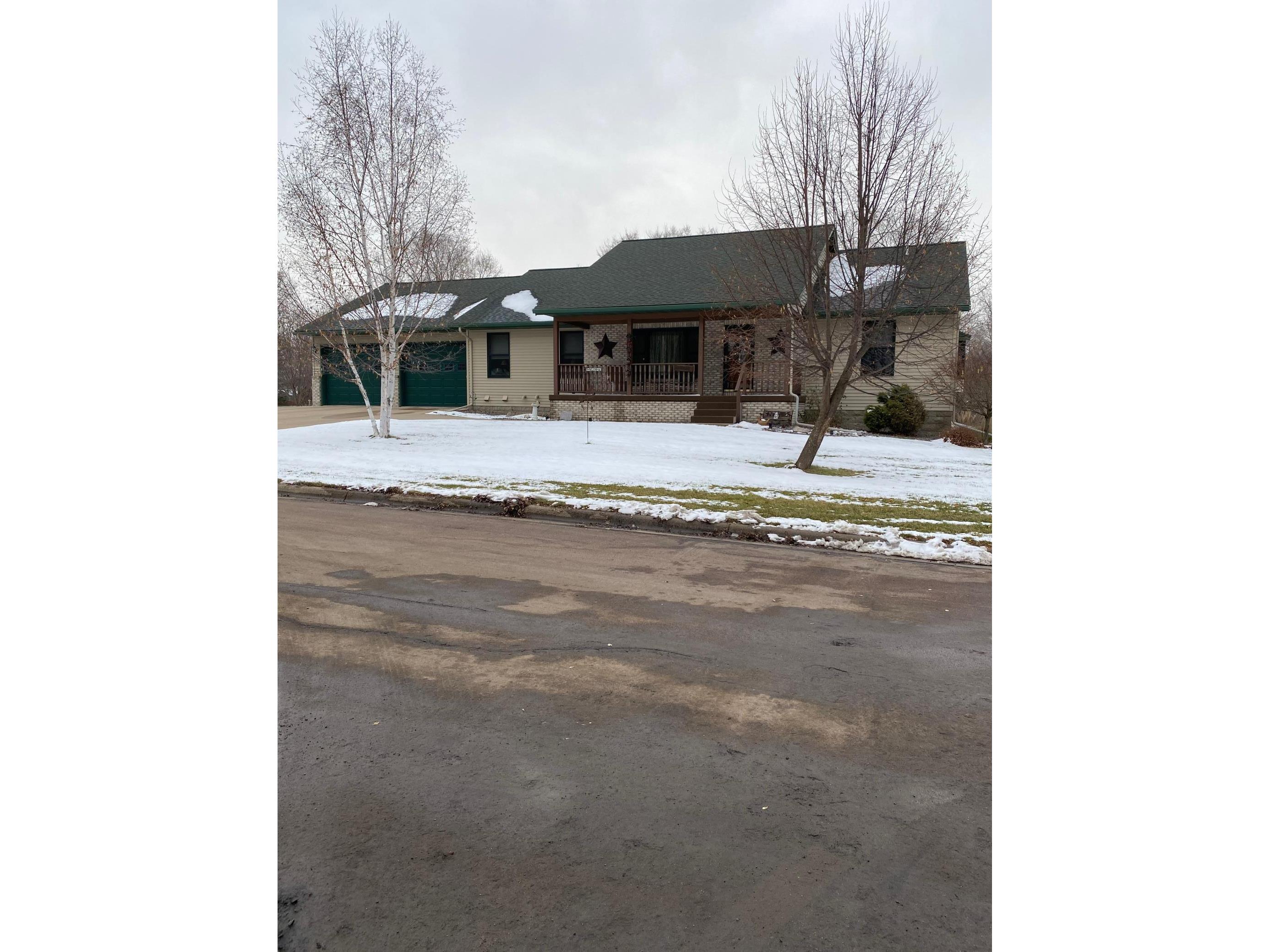 317 Westwood Drive, Redwood Falls, MN 56283 MLS 5685676 Edina Realty