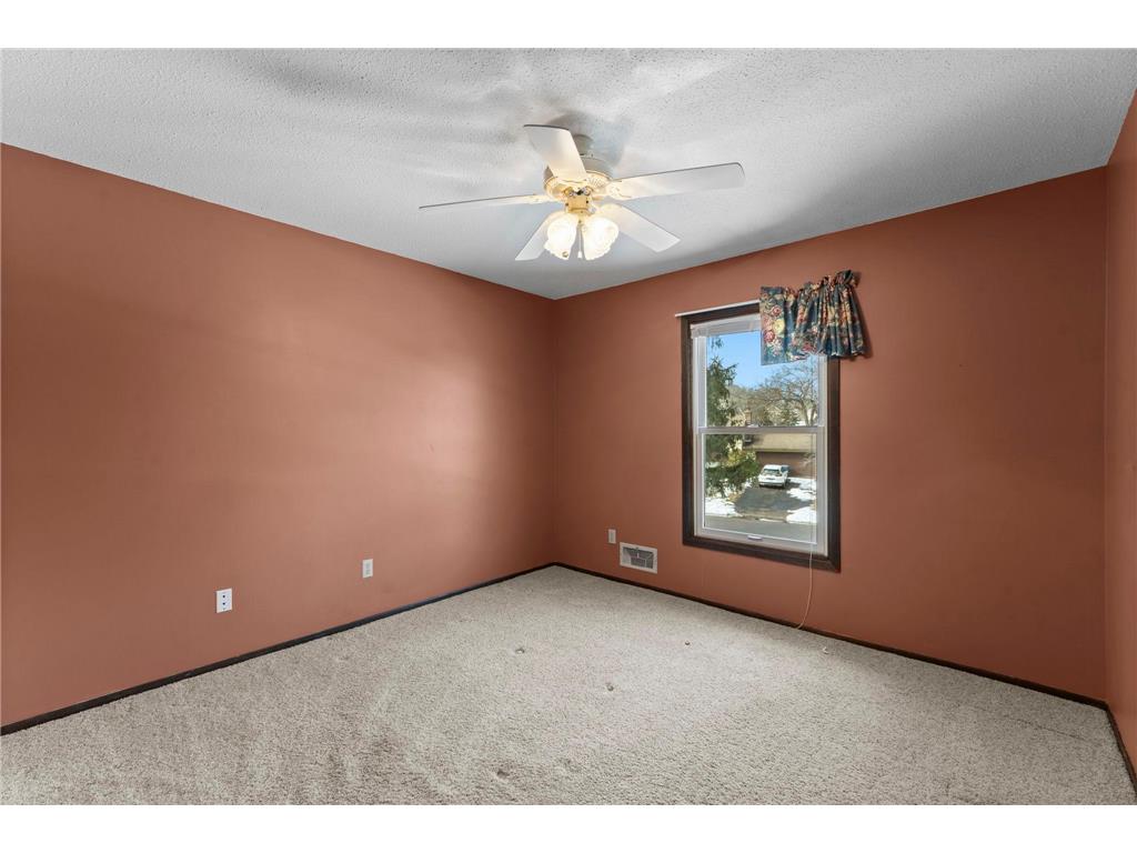 3170 Walnut Grove Lane N Plymouth MN 55447 7017386 image22