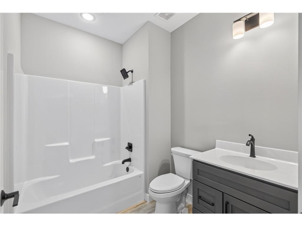 31710 Madison Road Lindstrom MN 55045 7056034 image20