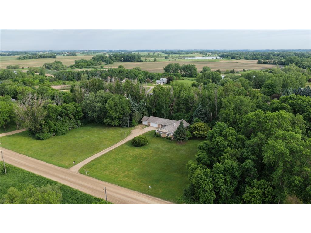 3172 15th Avenue NW Willmar MN 56201 7081430 image2