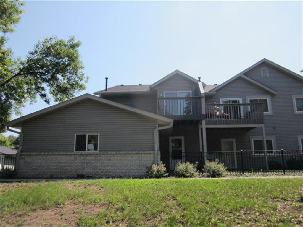3175 Manitou Drive #8 White Bear Lake MN 55110 6413139 image1