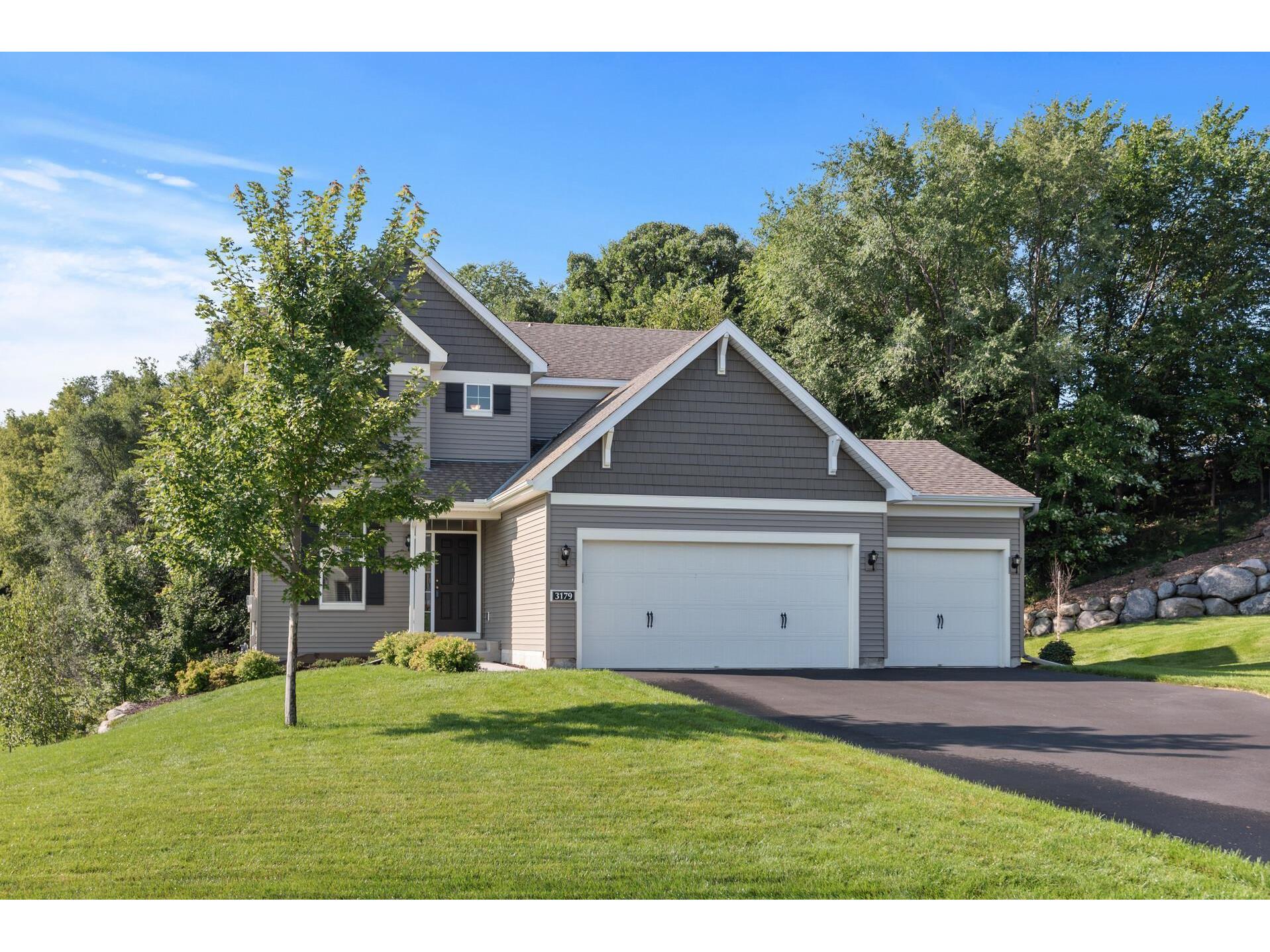 3179 Oak View Drive, Woodbury, MN, 55129 MLS 6094133 Edina Realty