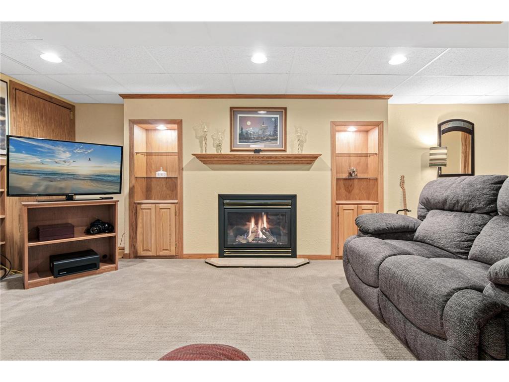 3179 Victoria Street N Shoreview MN 55126 6815894 image25
