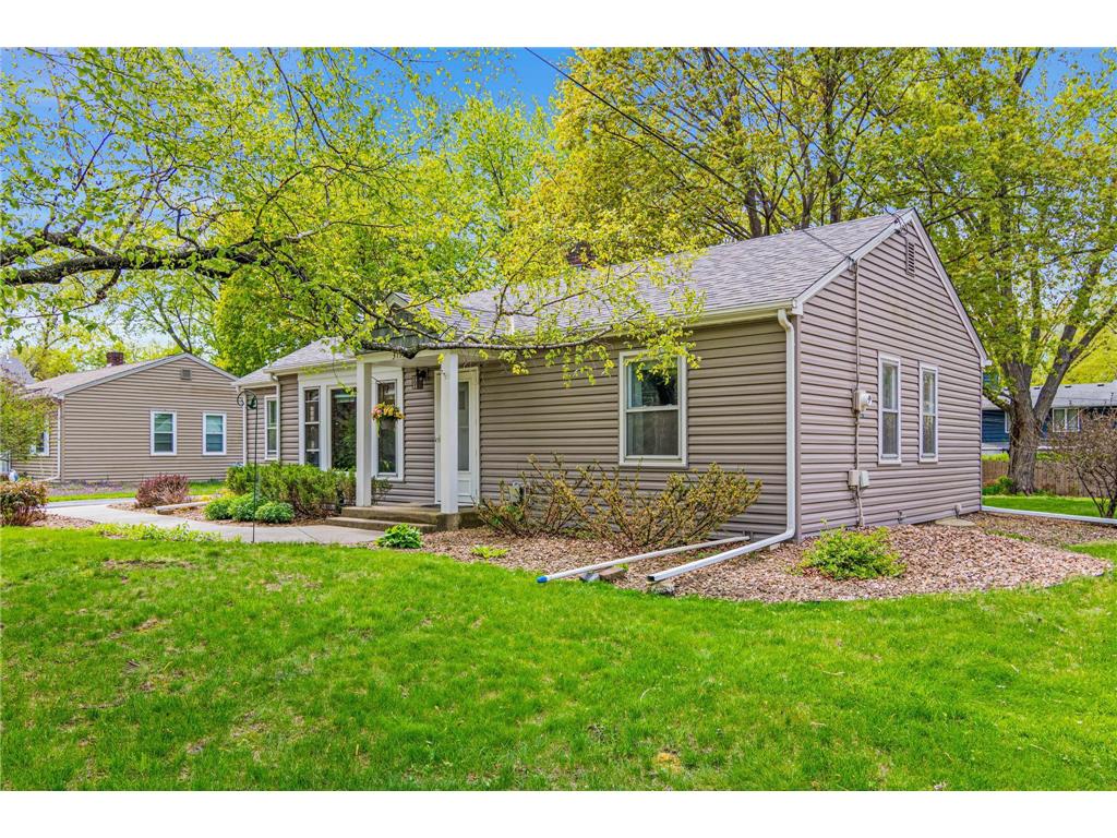 3179 Victoria Street N Shoreview MN 55126 6815894 image40
