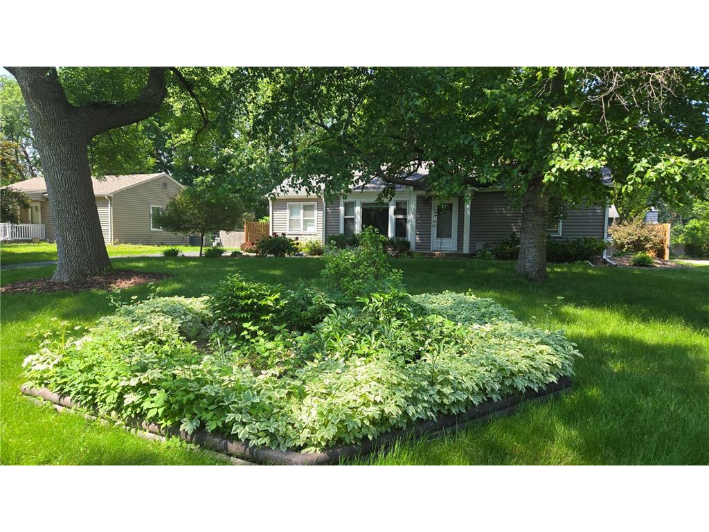 3179 Victoria Street N Shoreview MN 55126 6815894 image50