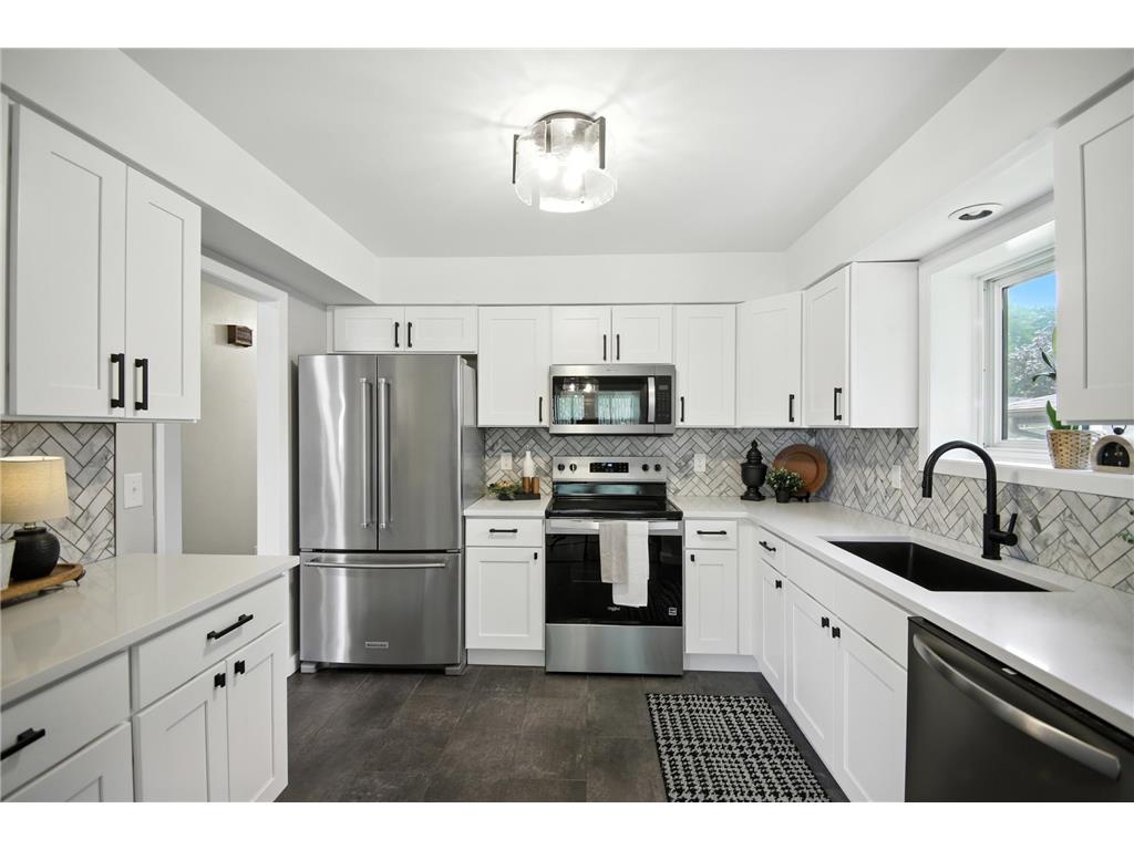 318 13th Street SW Owatonna MN 55060 6777958 image1