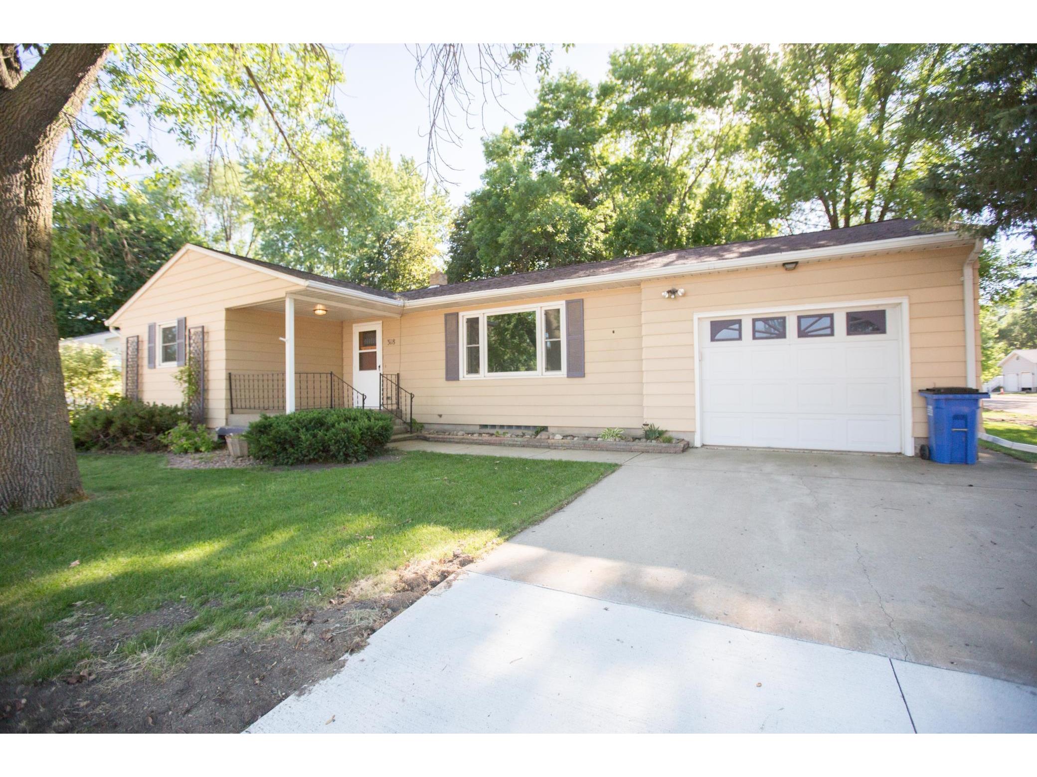 318 3rd Street, Dawson, MN 56232 MLS 6009082 Edina Realty