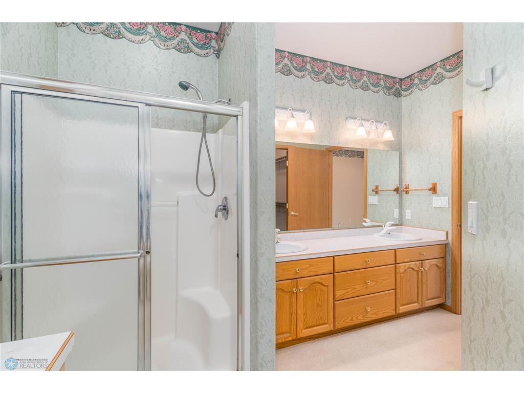 318 44th Avenue S Moorhead MN 56560 6794774 image21