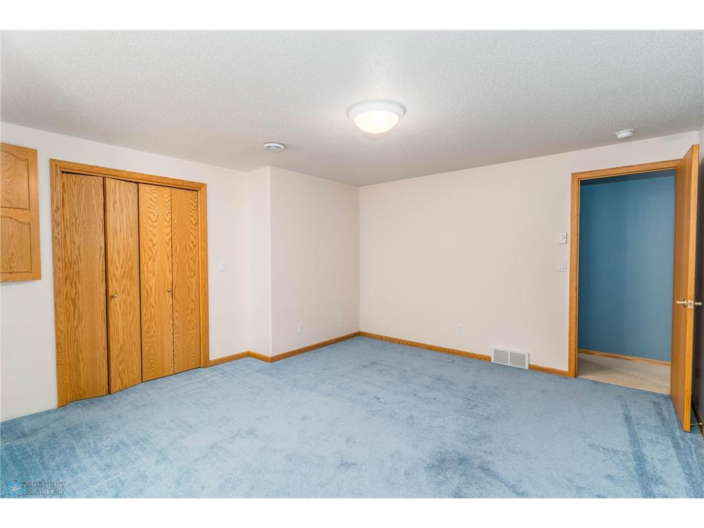 318 44th Avenue S Moorhead MN 56560 6794774 image29