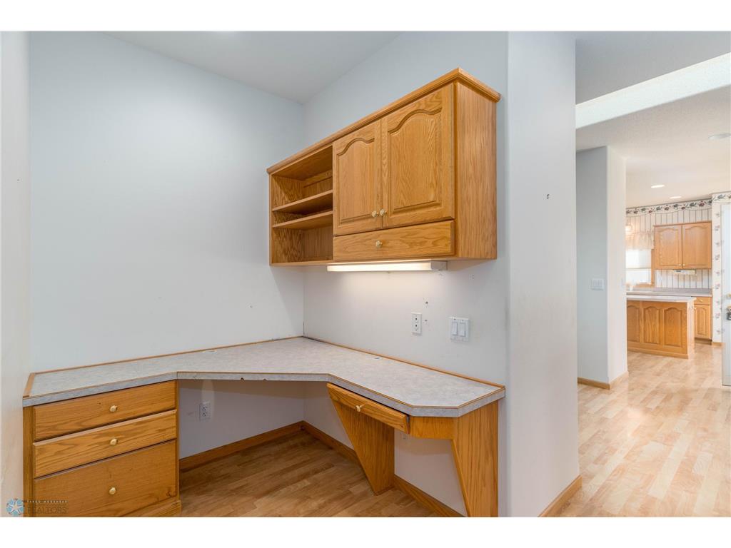 318 44th Avenue S Moorhead MN 56560 6794774 image9