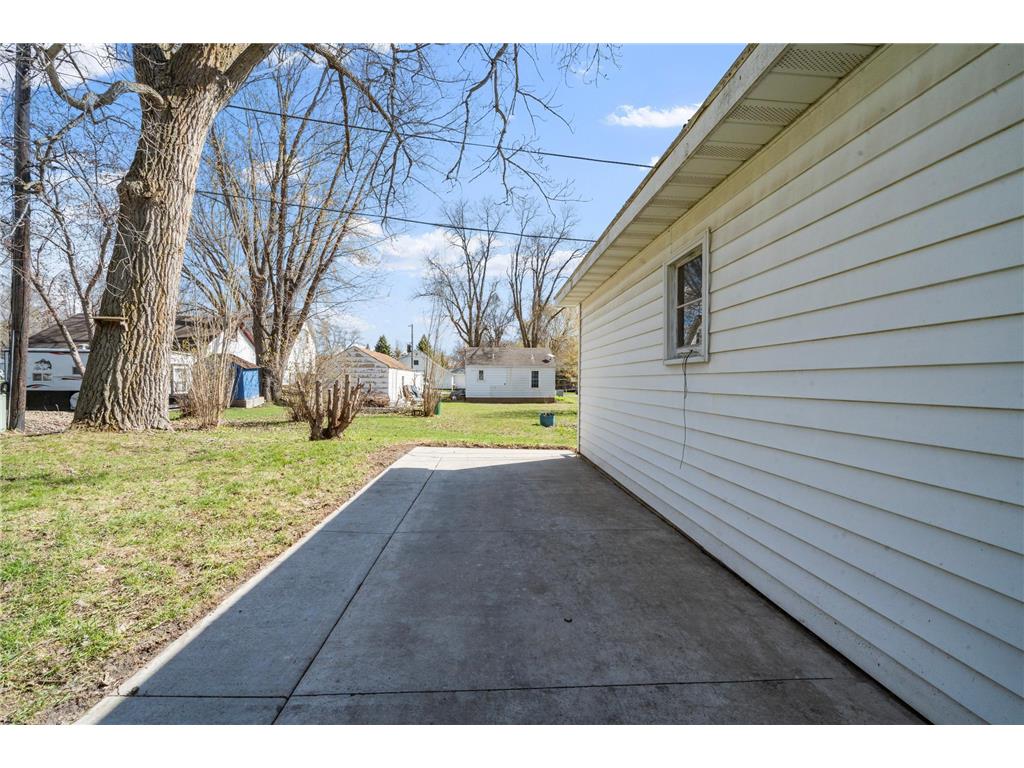 318 4th Avenue NE Glenwood MN 56334 7068822 image37