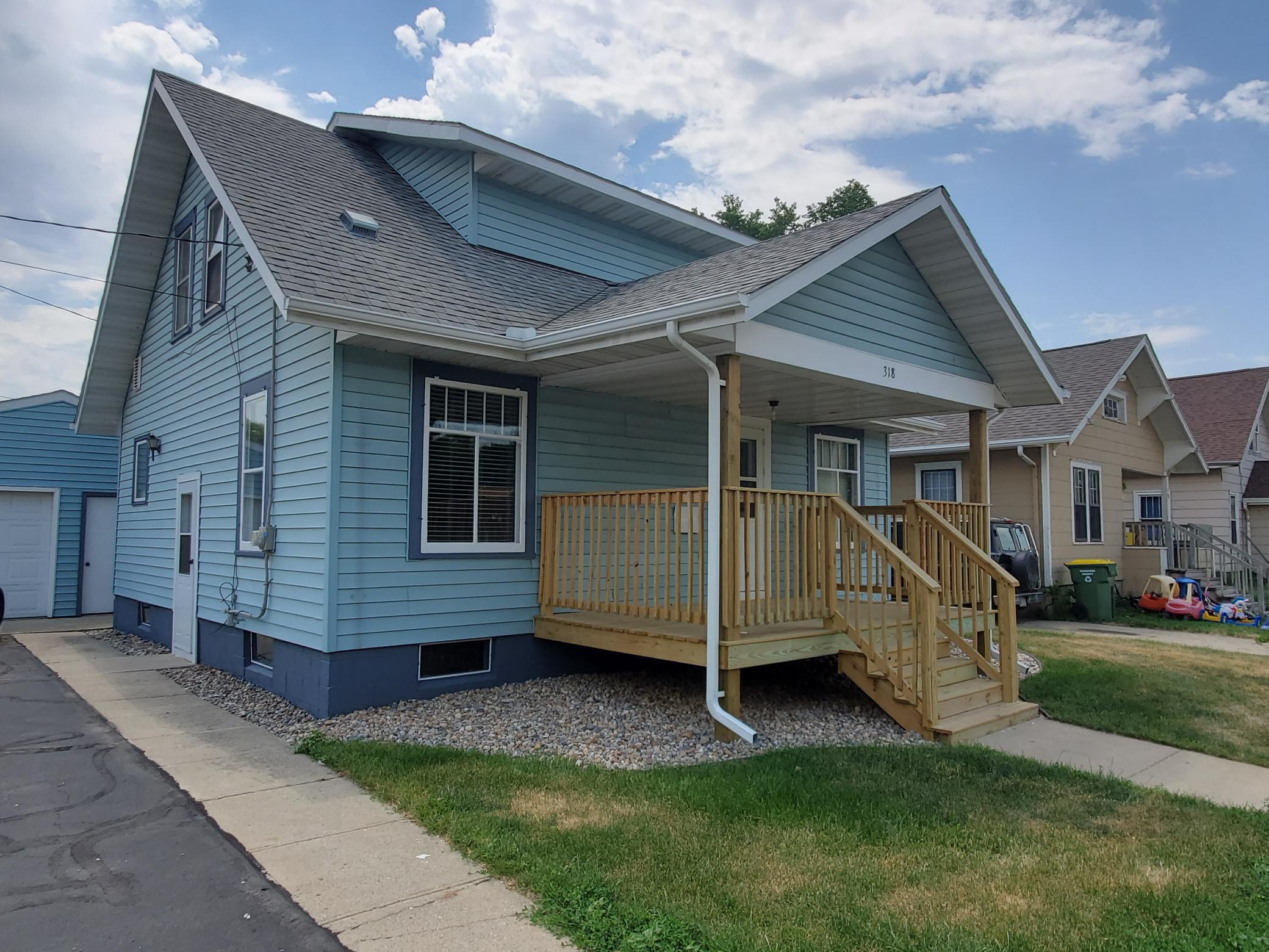 318 5th Street SW, Pipestone, MN, 56164 MLS 6011949 Edina Realty