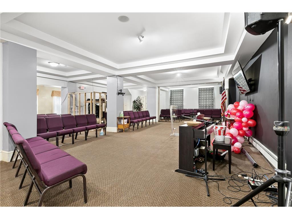 318 Broadway Avenue W Little Falls MN 56345 7022959 image11
