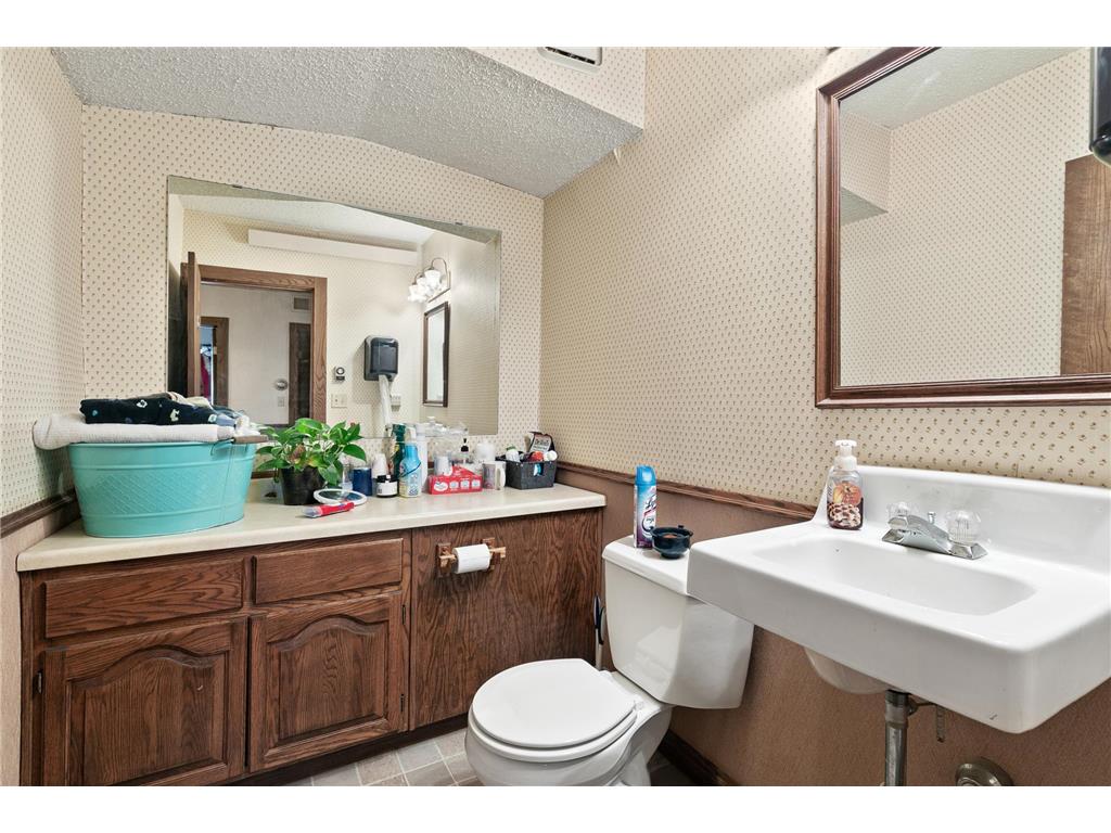 318 Broadway Avenue W Little Falls MN 56345 7022959 image20