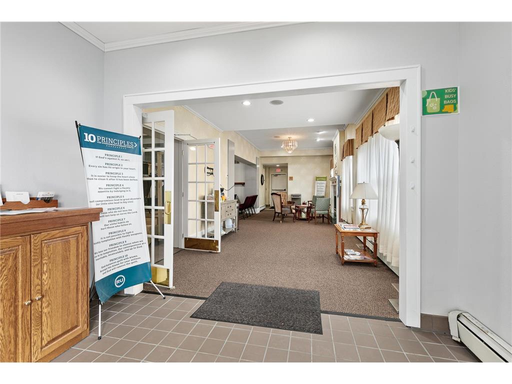 318 Broadway Avenue W Little Falls MN 56345 7022959 image3