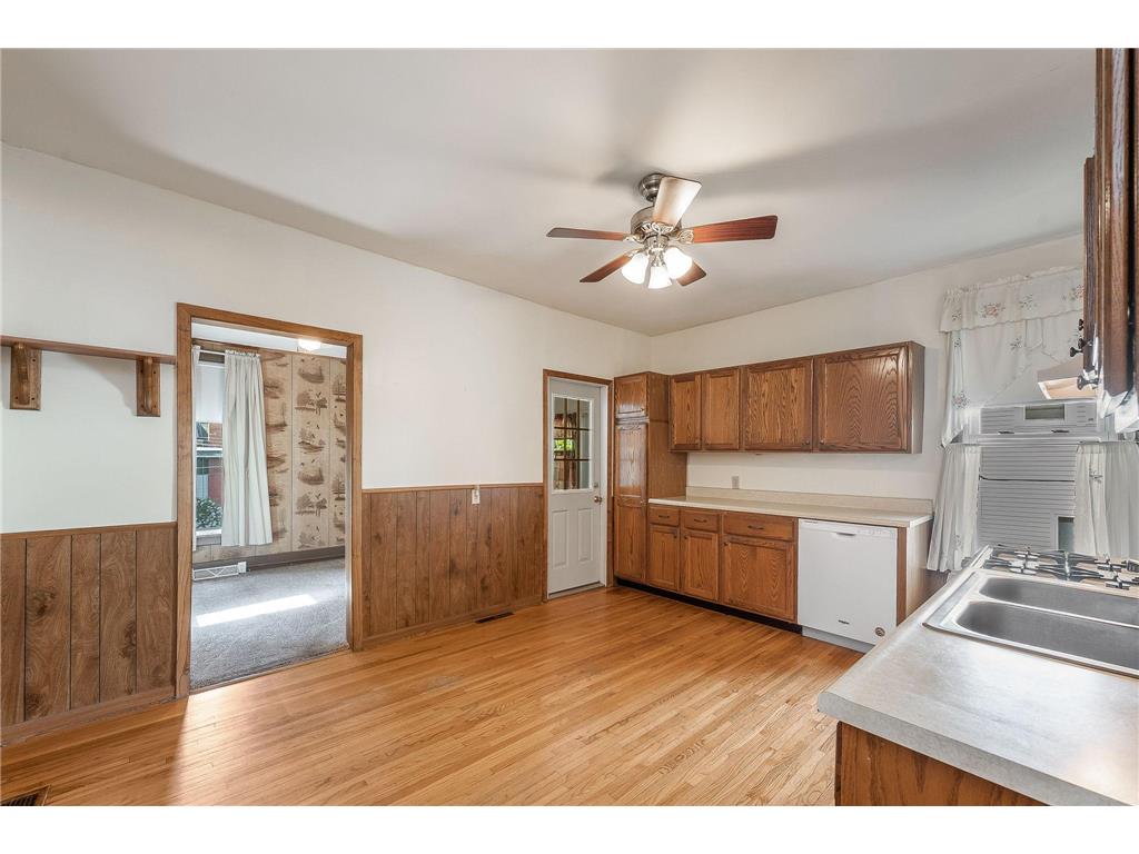 318 E Pleasant Street Mankato MN 56001 7082193 image19