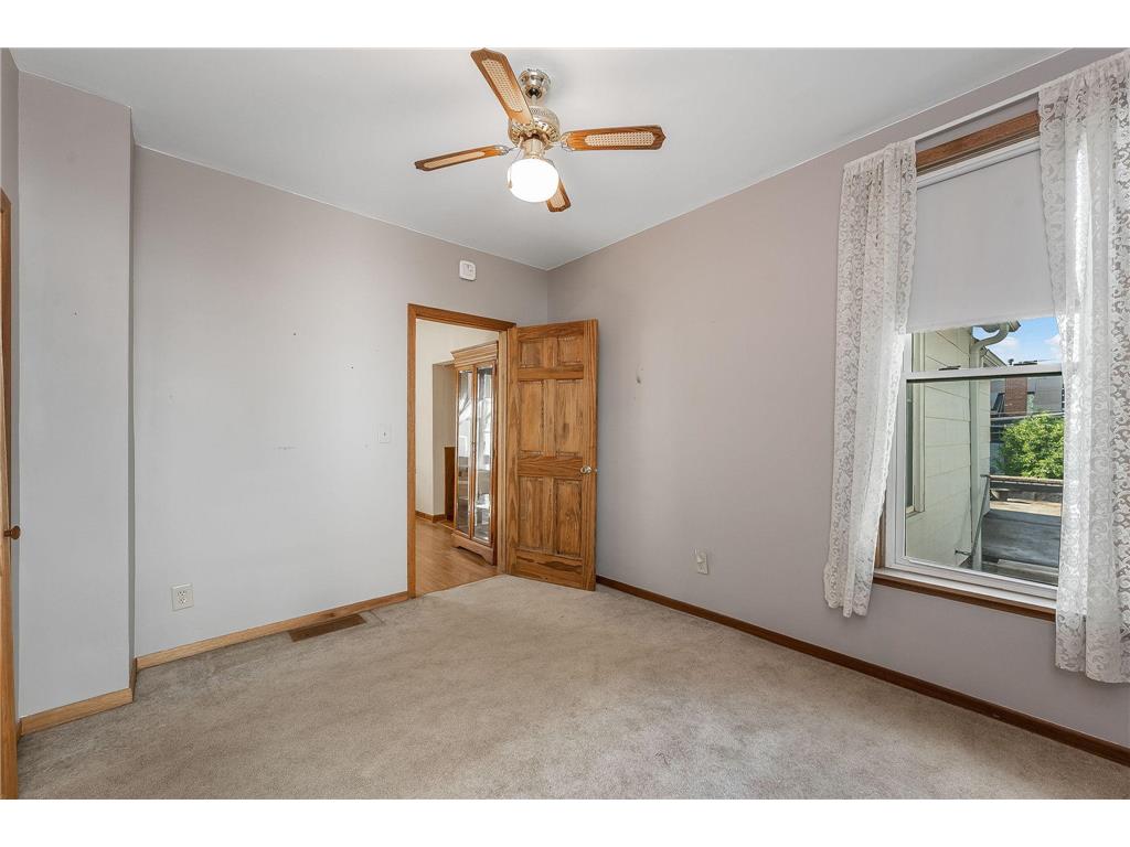 318 E Pleasant Street Mankato MN 56001 7082193 image22