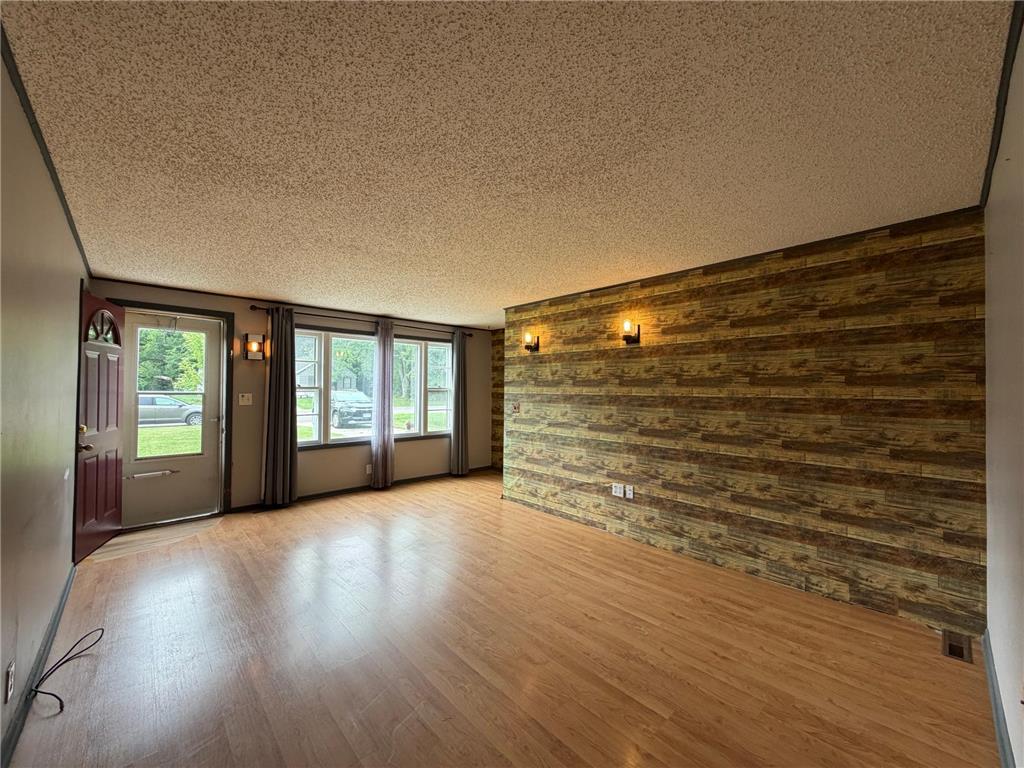 318 Grove Street N Mora MN 55051 7106056 image2