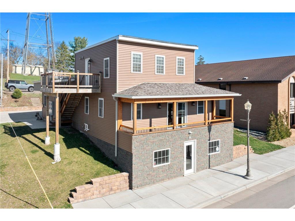 318 Keller Avenue N Amery WI 54001 6522098 image1