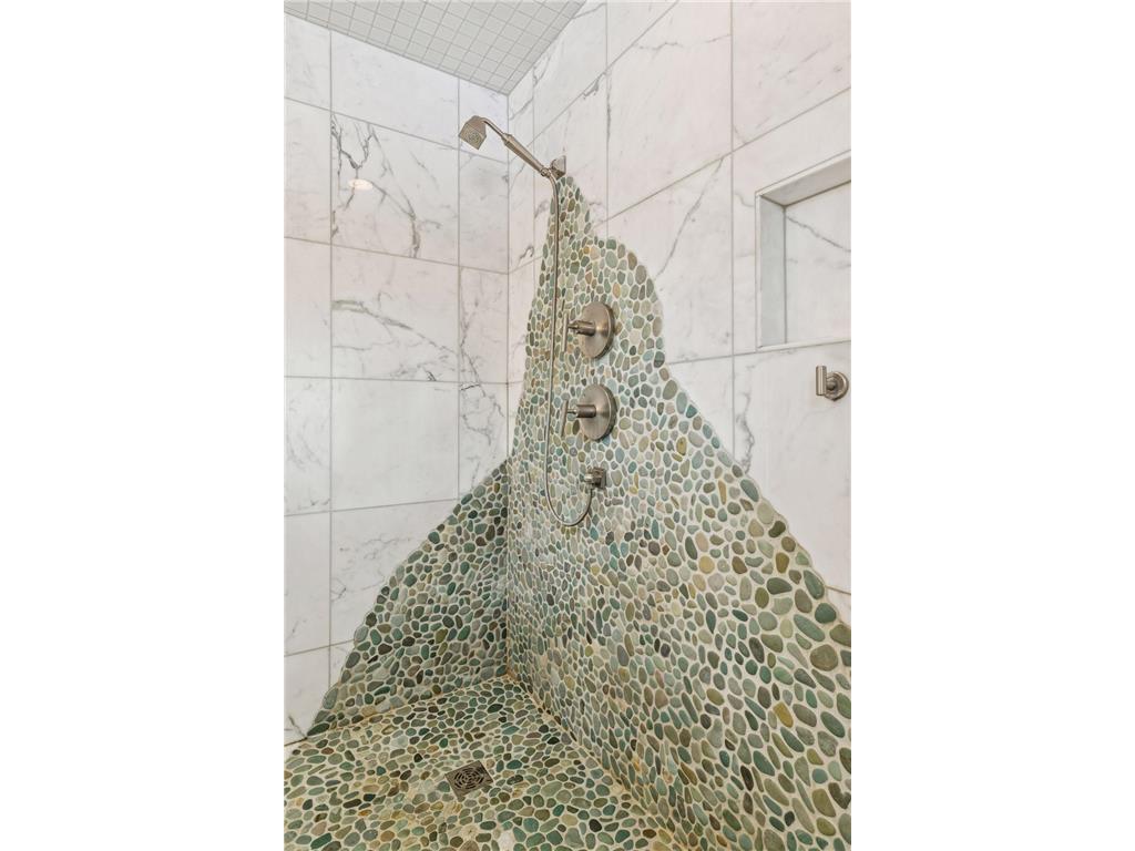 318 Mccarrons Boulevard S Roseville MN 55113 - McCarron 7003517 image39