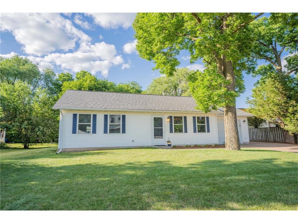 318 Mead Street Eau Claire WI 54703 6396206 image1