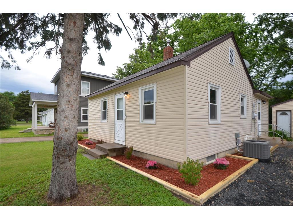 318 N Austin Avenue Litchfield MN 55355 7093689 image1