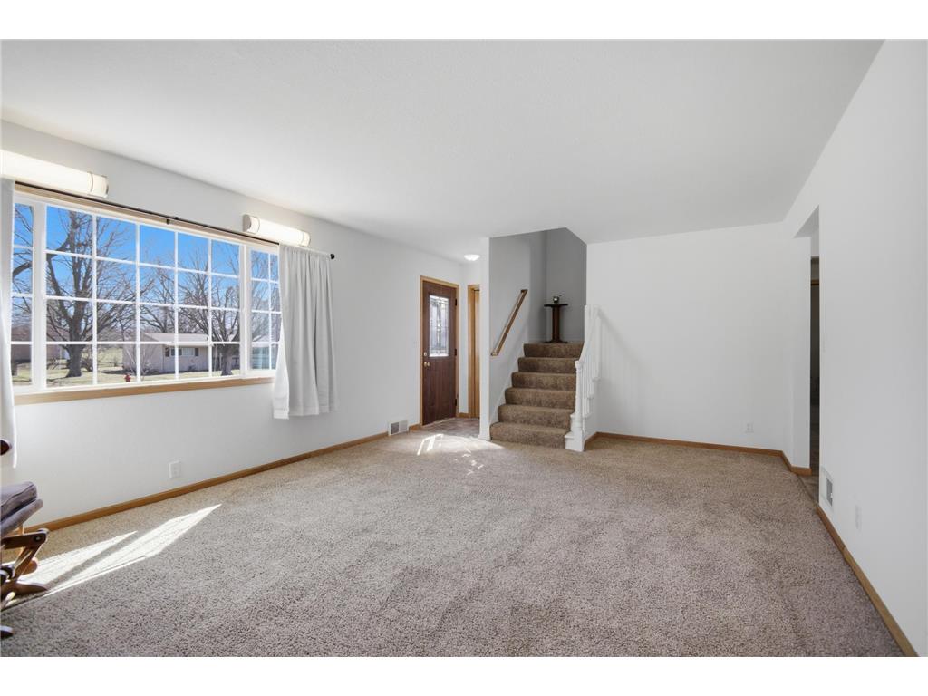318 Thomas Avenue Owatonna MN 55060 7041368 image4