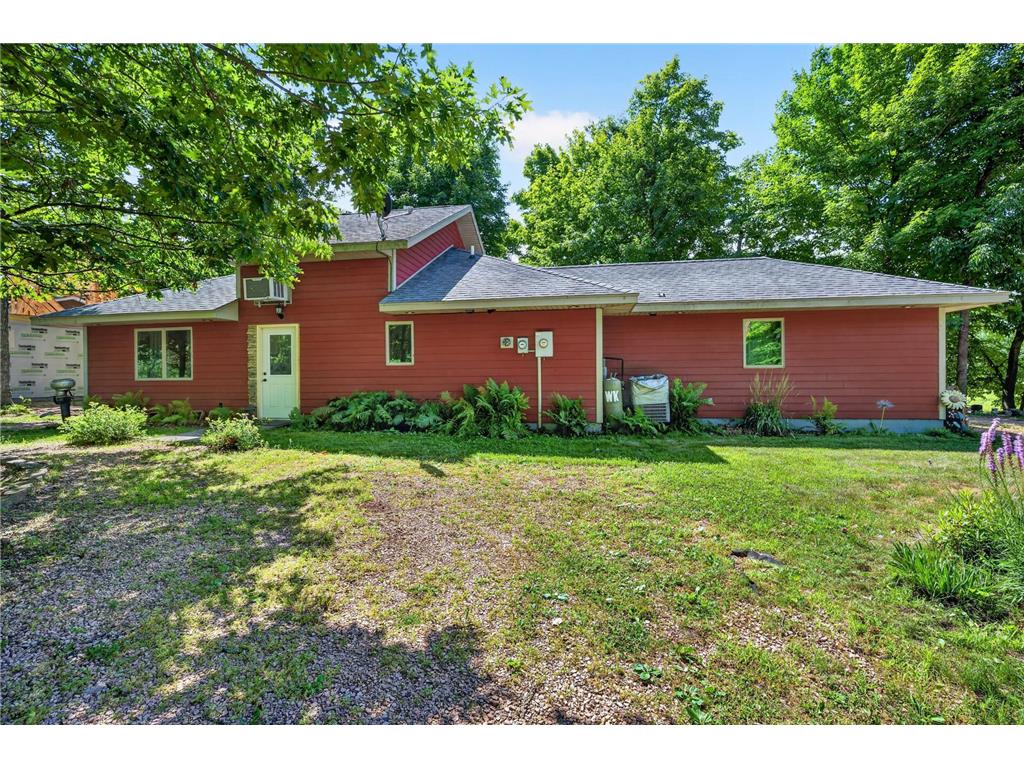 318 Wennenberg Shore Drive Shell Lake WI 54871 - Round Lake 7115344 image30