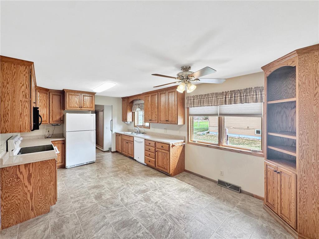 3180 30th Street Slayton MN 56172 7054776 image2