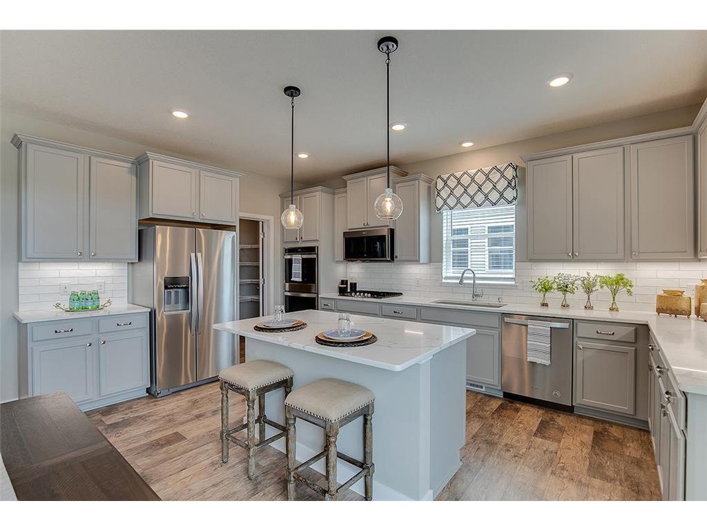 3183 Sunshine Curve NW Prior Lake MN 55372 6481771 image1