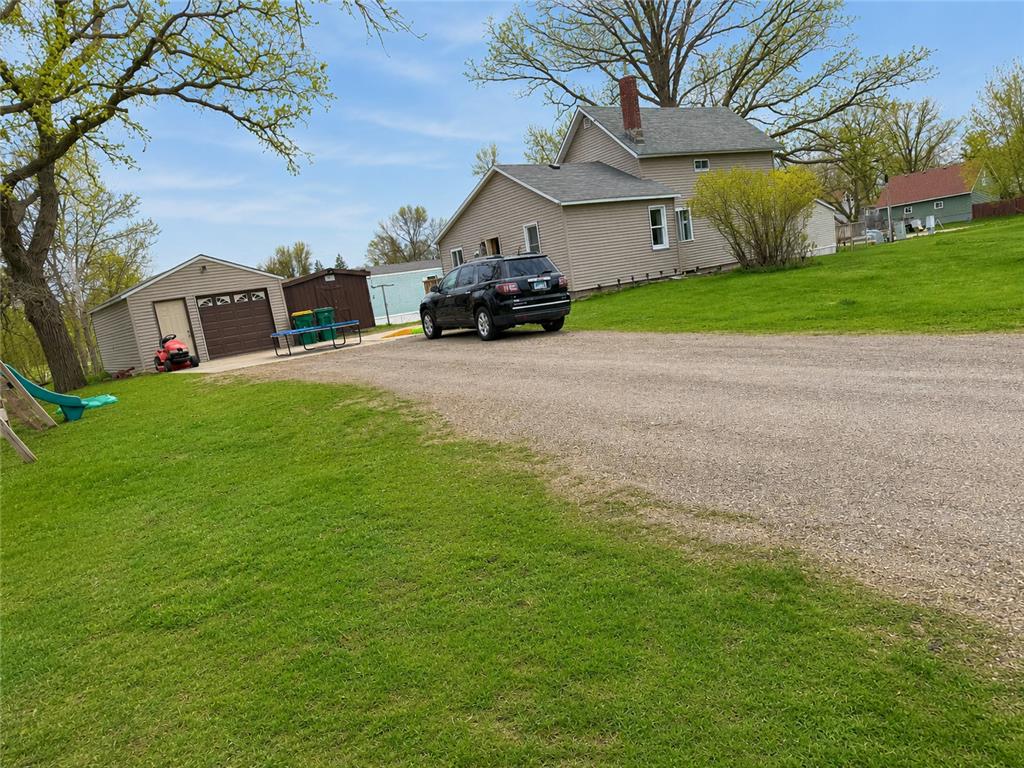 319 2nd Street N Sauk Centre MN 56378 7068504 image3
