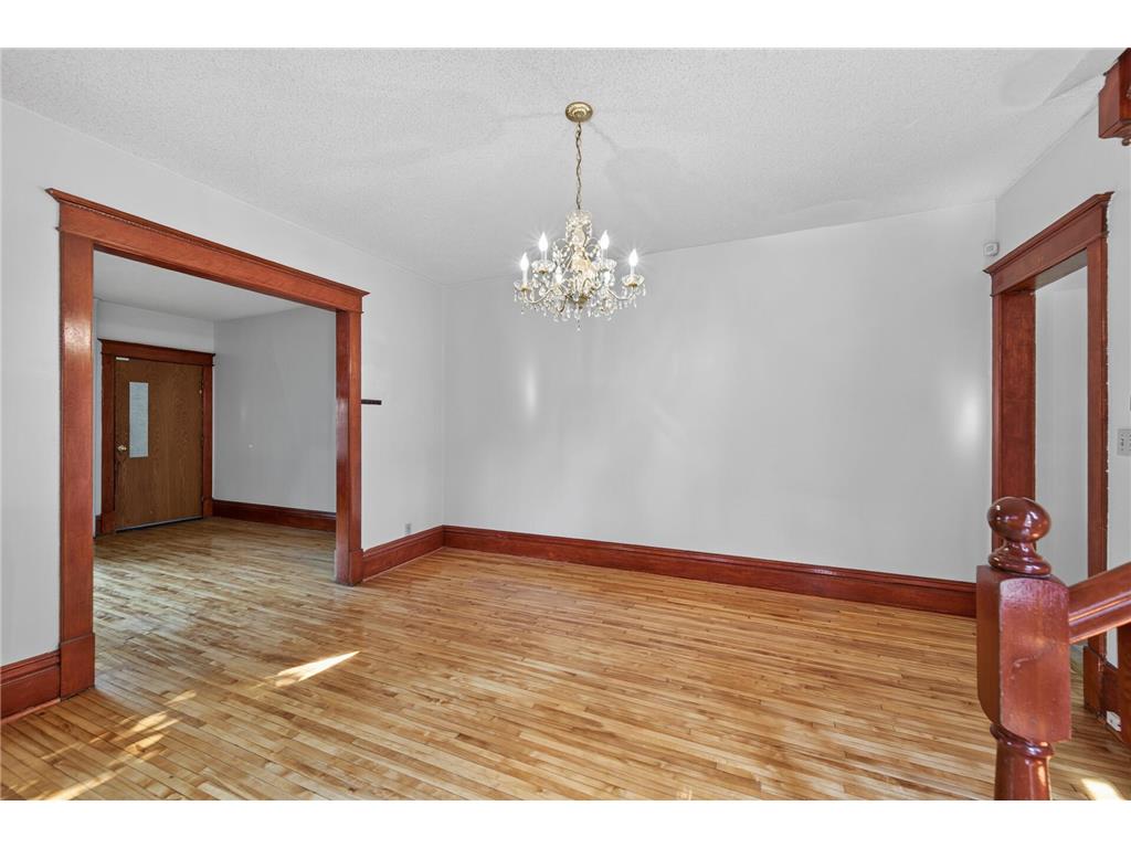 319/321 Aurora Avenue Saint Paul MN 55103 7096441 image11