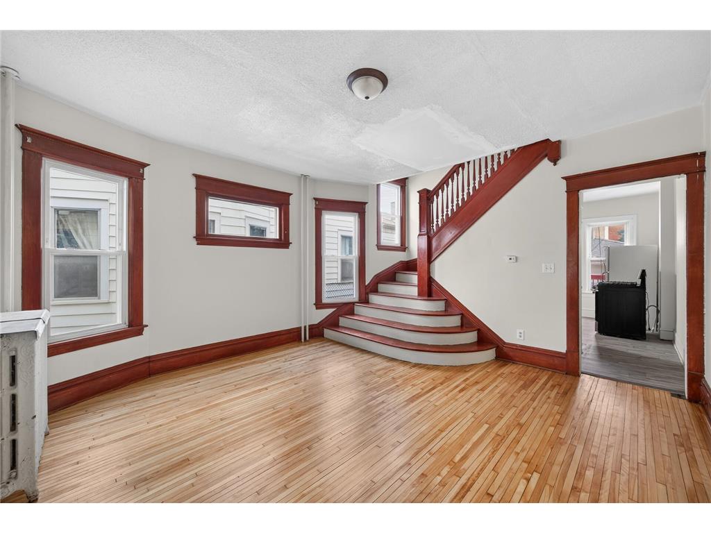 319/321 Aurora Avenue Saint Paul MN 55103 7096441 image27